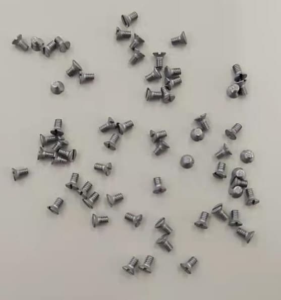 Sample photo: Screws